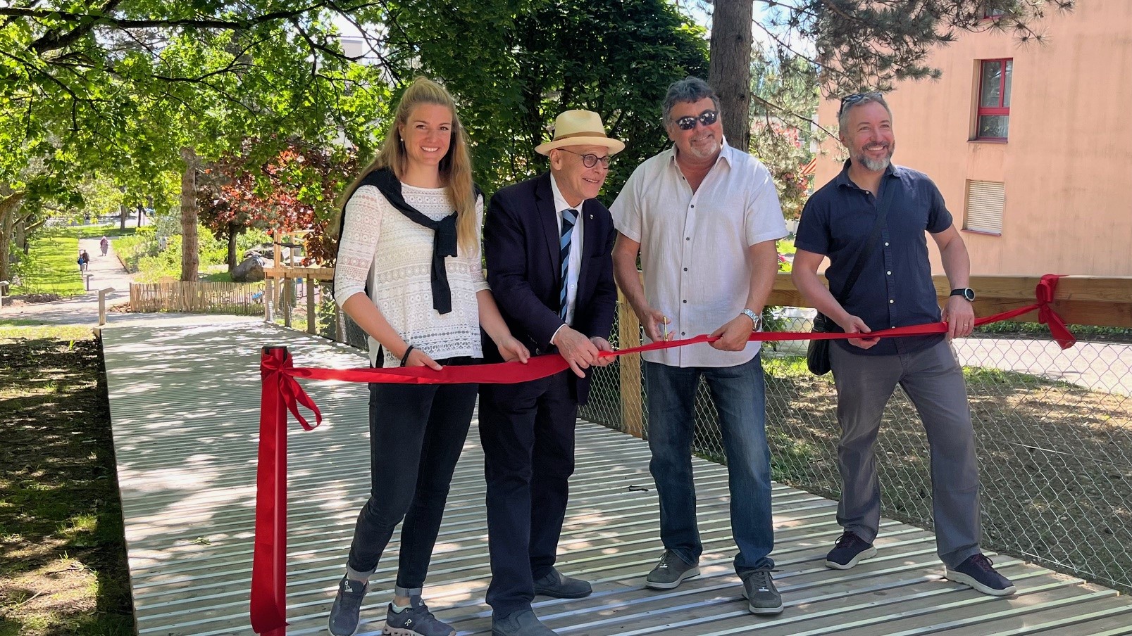 Inauguration du nouveau cheminement reliant les chemins du Stand, des Vignes et des Crêts